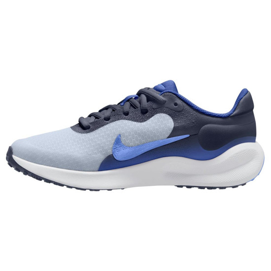Nike Revolution 7